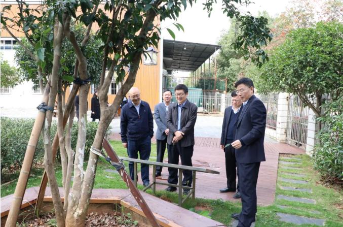 省供銷合作總社黨組書記、理事會主任劉湘凌調(diào)研我司